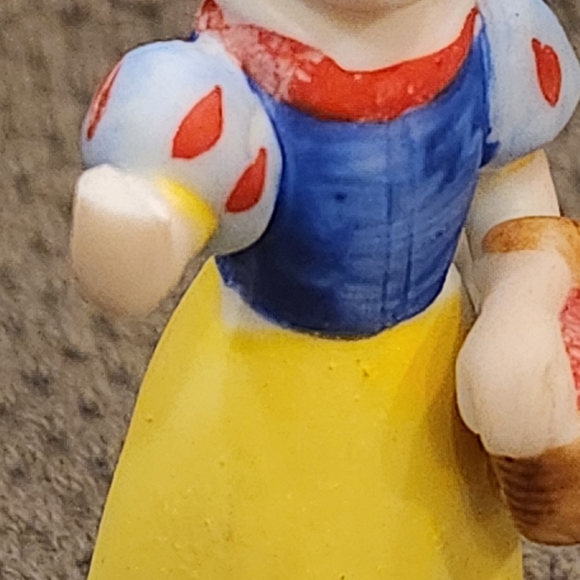 Vintage Disney figurine Snow White circa 1987 - Picture 4 of 8